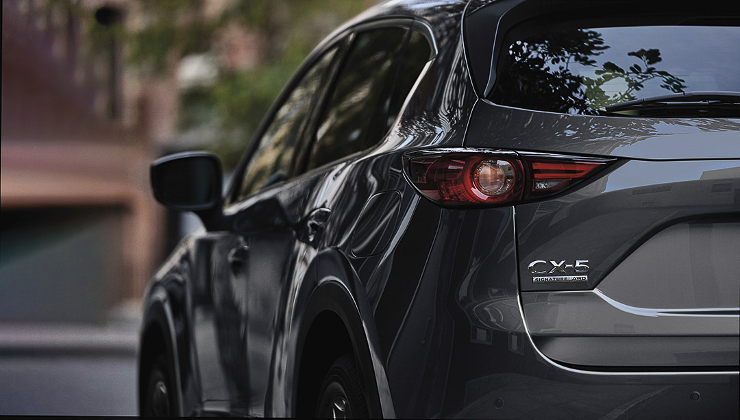 vue arrière du Mazda CX-5 2021.5